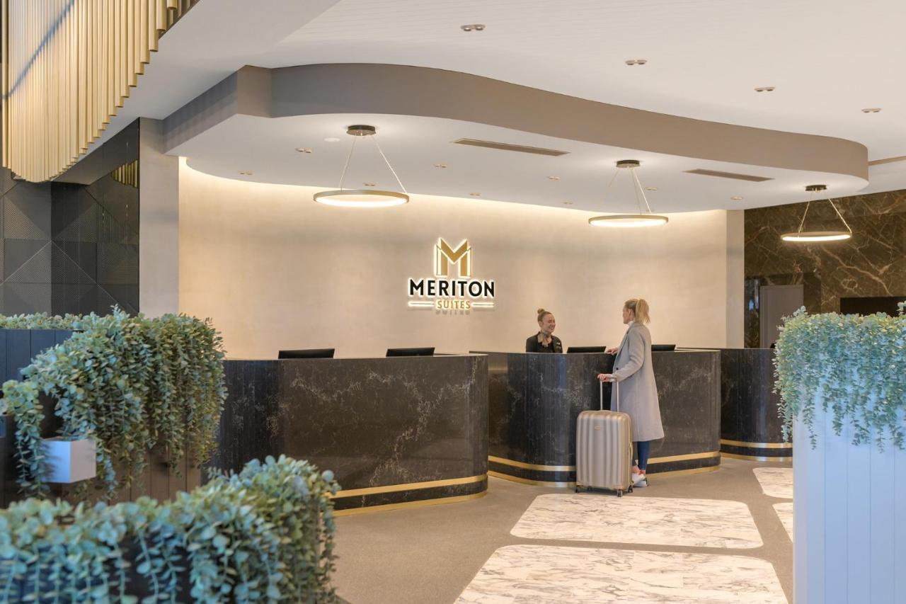 Meriton Suites Surfers Paradise Gold Coast Eksteriør billede Meriton Sydney